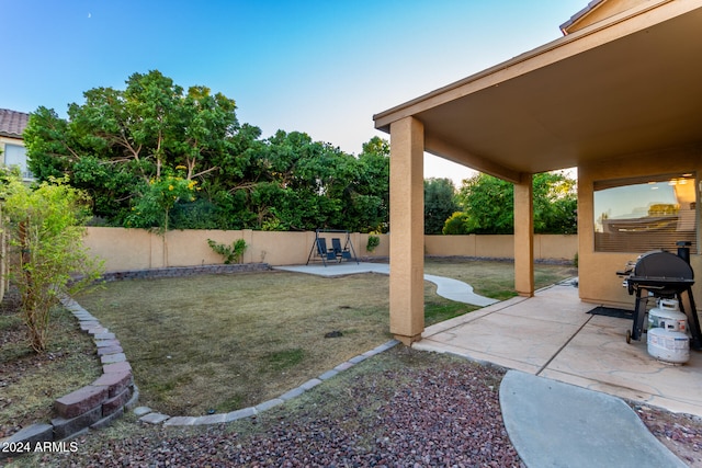 view of yard with a patio