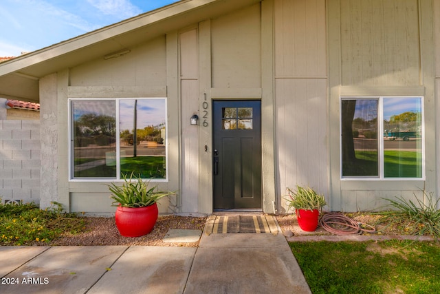 view of entrance to property