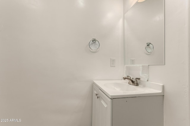 1028 W 5th St, Mesa, AZ 85201 - bathroom featuring vanity