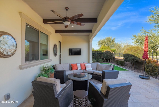 view of patio featuring ceiling fan and an outdoor hangout area