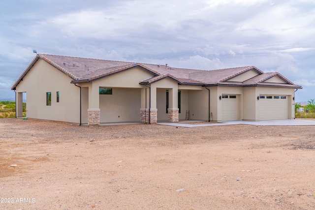 view of front of house with a garage