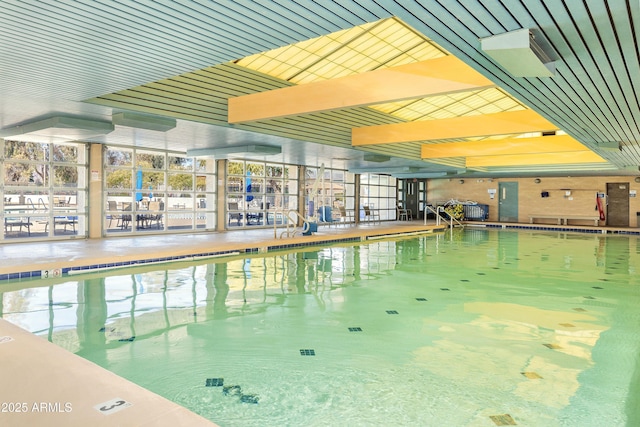view of swimming pool