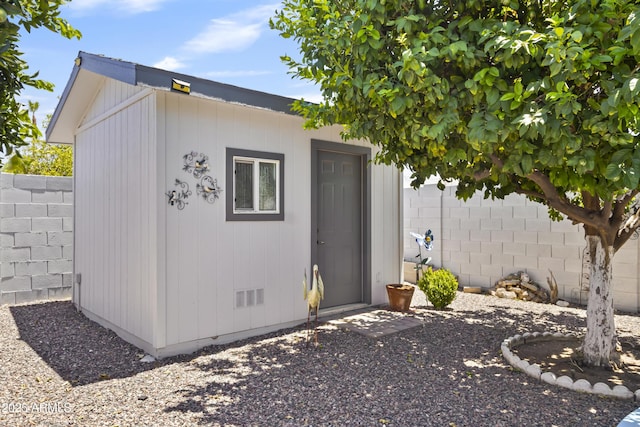 6263 E Duncan St, Mesa, AZ 85205 - view of outdoor structure with a fenced backyard