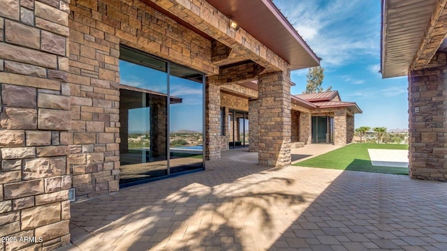 15217 N 15th Dr, Phoenix, AZ 85023 - view of patio
