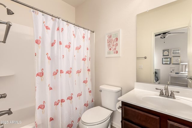 7726 E Baseline Rd Unit 154, Mesa, AZ 85209 - full bath featuring vanity and shower / tub combo with curtain