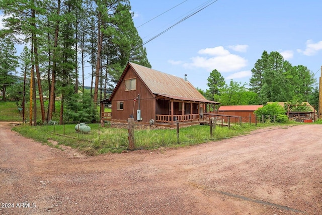 view of front of property