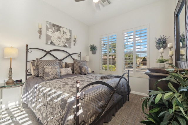 bedroom featuring ceiling fan