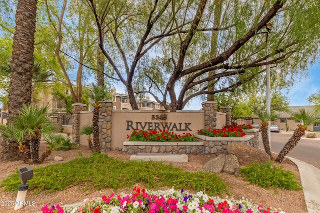 5345 E Van Buren St Unit 258, Phoenix, AZ 85008 - view of community sign