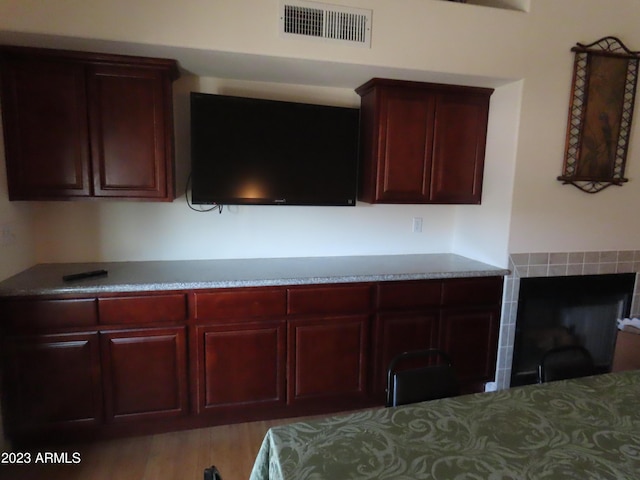 639 W US Highway 60, Superior, AZ 85173 - kitchen featuring light hardwood / wood-style floors
