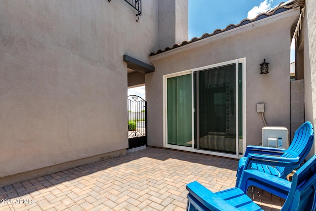286 E Raleigh Dr, Chandler, AZ 85286 - view of patio with a gate
