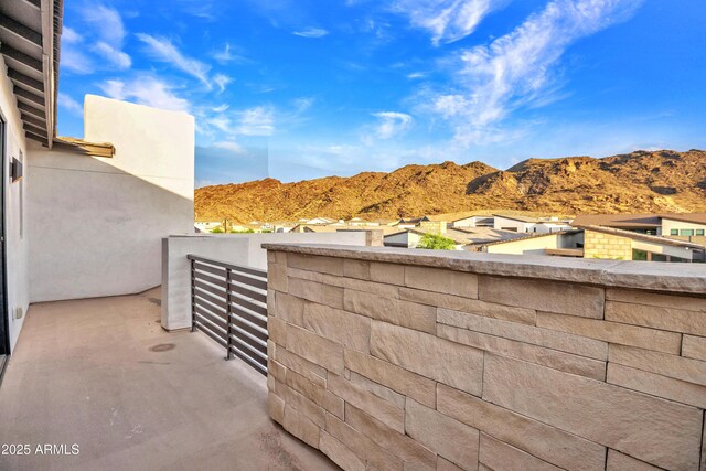 826 E Buist Ave, Phoenix, AZ 85042 - balcony featuring a mountain view