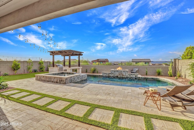 826 E Buist Ave, Phoenix, AZ 85042 - view of swimming pool with a patio, a fenced backyard, an outdoor fire pit, and a pool with connected hot tub