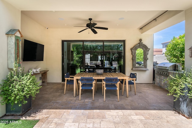 3511 N 39th Pl, Phoenix, AZ 85018 - view of patio featuring outdoor dining area and a ceiling fan