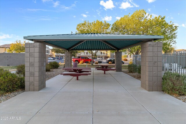470 N 168th Ln, Goodyear, AZ 85338 - view of patio featuring fence