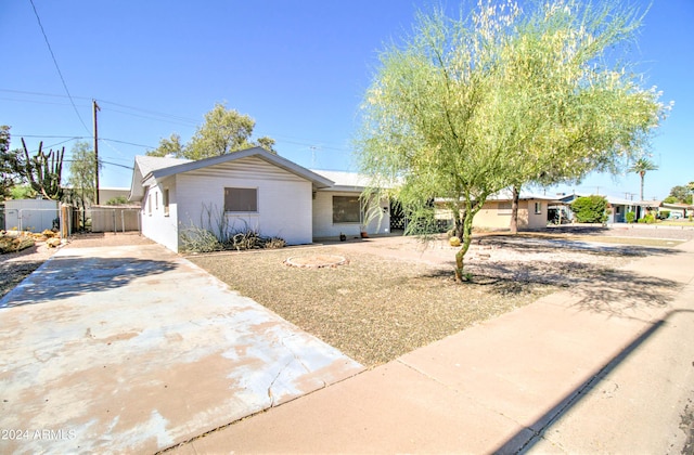 view of front of home