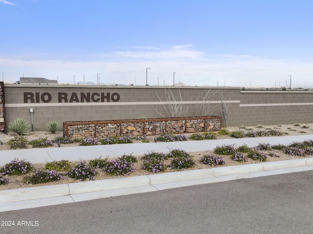 18348 W Gray Fox Trl, Wittmann, AZ 85361 - community / neighborhood sign with fence