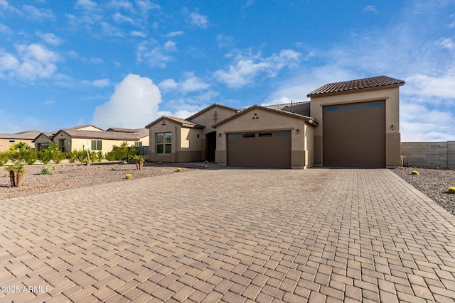 view of front facade with a garage