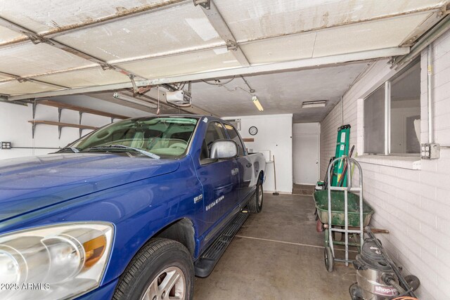 62 W Beall Ave, Mesa, AZ 85210 - garage with a garage door opener