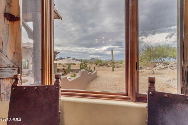 doorway to outside with a healthy amount of sunlight