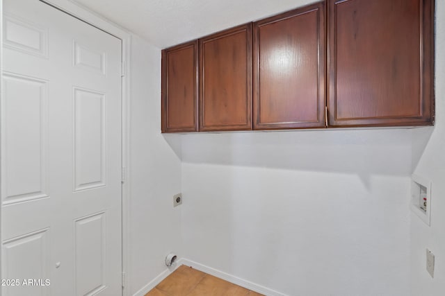 8844 S 51st St Unit 3, Phoenix, AZ 85044 - washroom featuring cabinet space, washer hookup, electric dryer hookup, baseboards, and light tile patterned floors