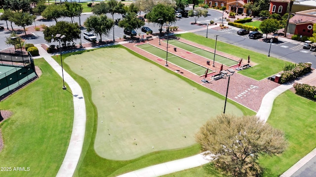 bird's eye view with a residential view