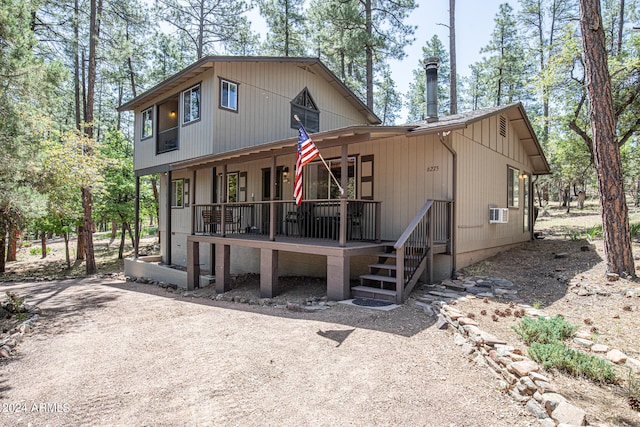 view of front of house with covered porch