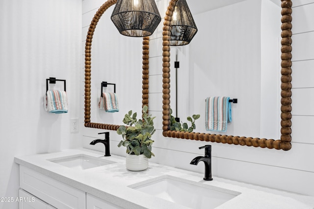 11509 W Langford Ct, Youngtown, AZ 85363 - full bath with double vanity