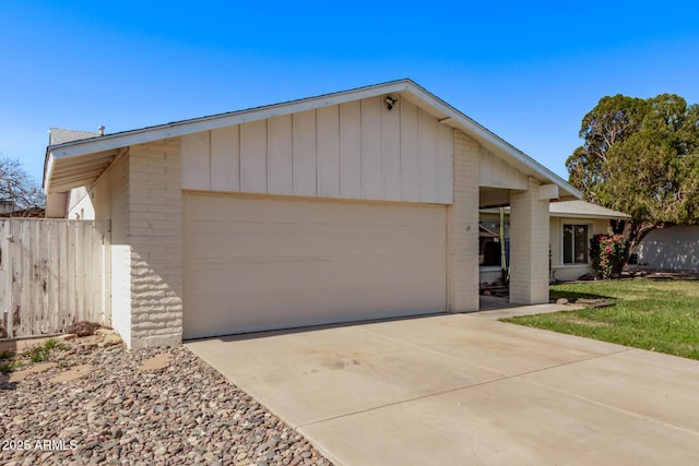 ranch-style home featuring brick siding, driveway, a garage, and fence