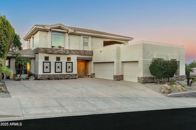 view of front facade featuring a garage