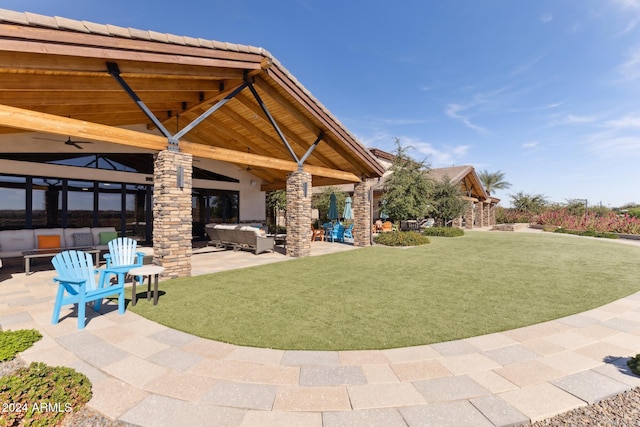 view of yard with a patio area