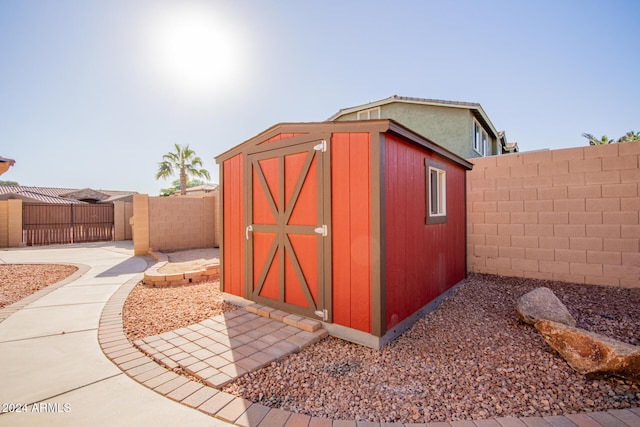 view of outbuilding