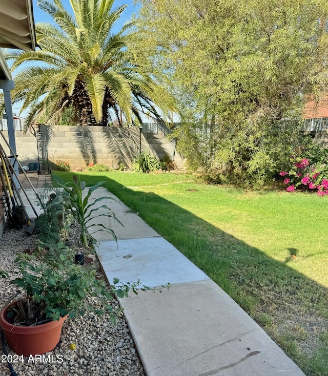 view of yard featuring fence