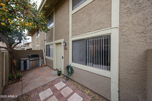 view of patio featuring grilling area and an outdoor kitchen