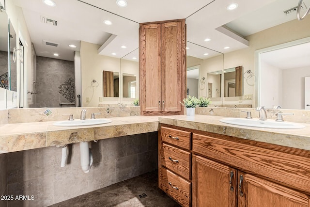 bathroom featuring sink