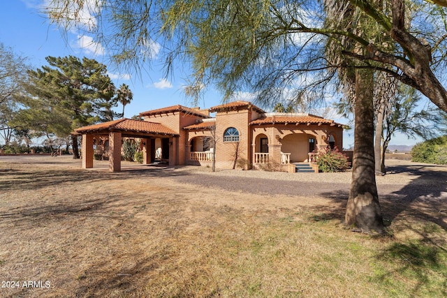 view of front of property