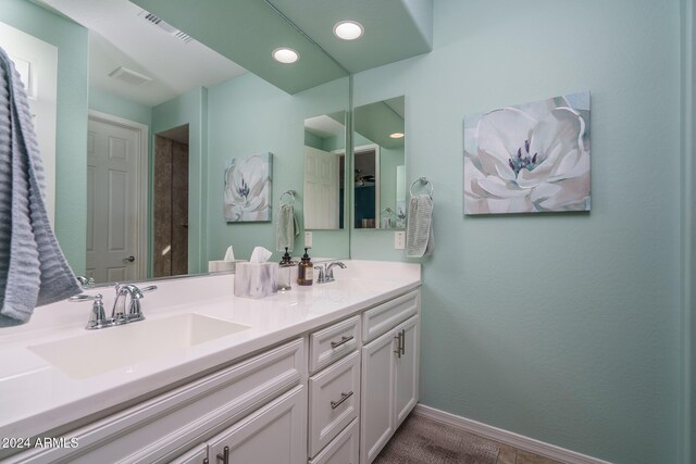 bathroom with vanity