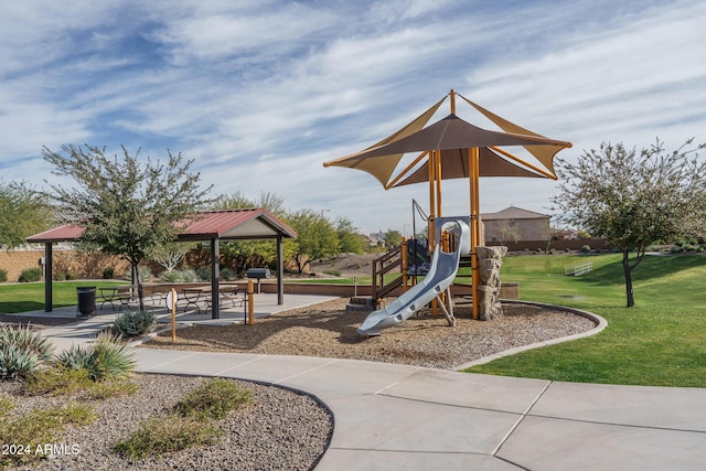 view of jungle gym with a yard