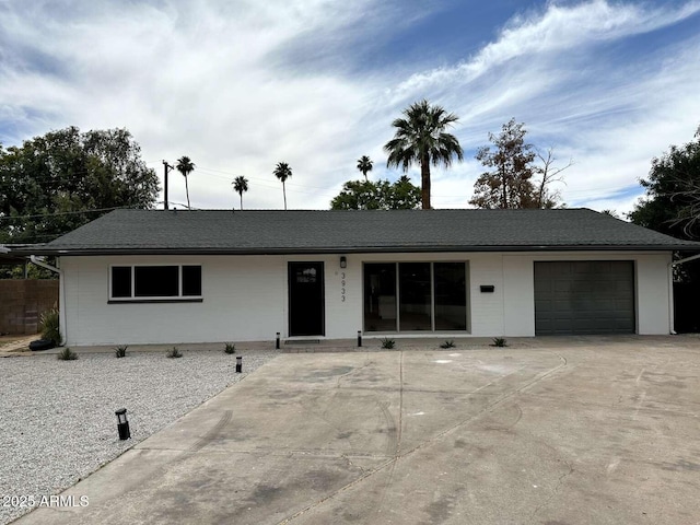 3933 E Flower St, Phoenix, AZ 85018 - single story home featuring an attached garage