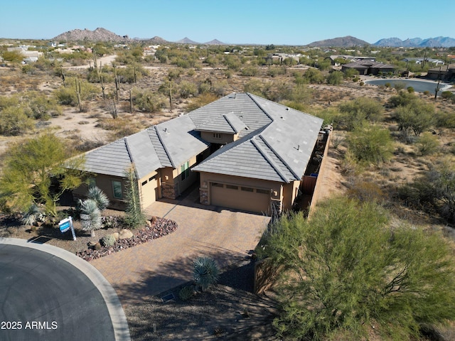 bird's eye view featuring a mountain view