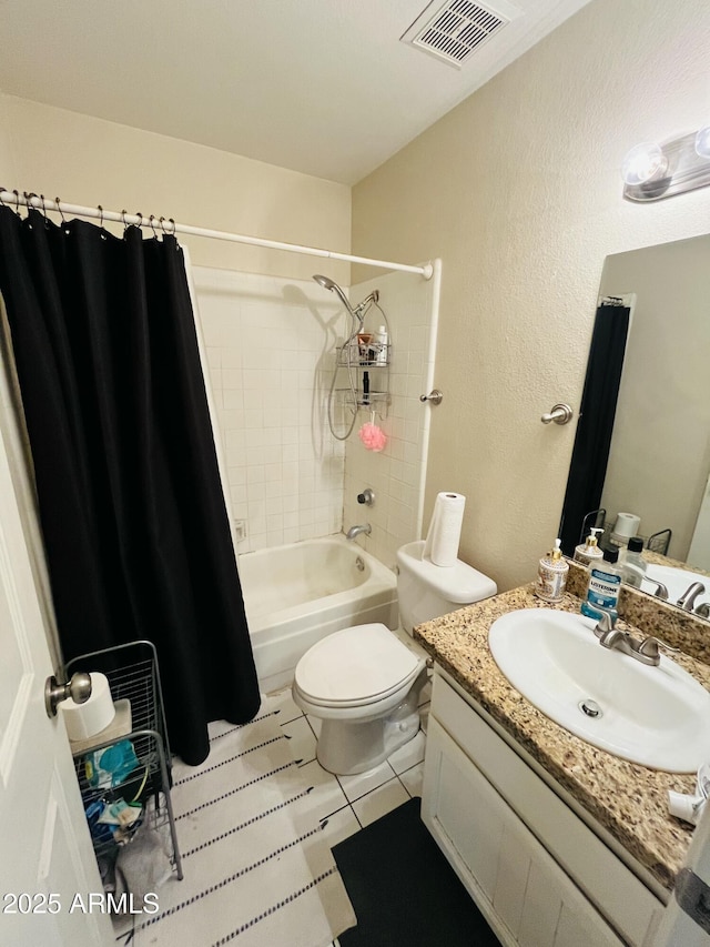 bathroom with toilet, vanity, visible vents, and shower / tub combo with curtain