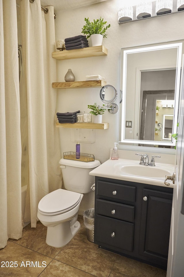 2930 W La Salle St, Phoenix, AZ 85041 - full bathroom featuring toilet and vanity