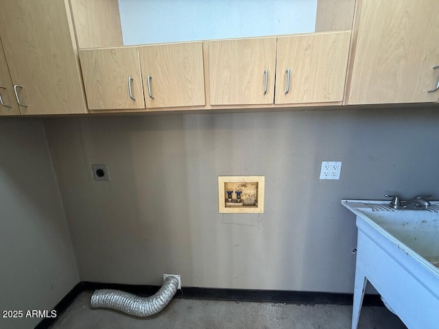 laundry room featuring cabinets, washer hookup, and hookup for an electric dryer