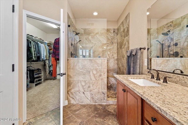 856 E Harmony Way, San Tan Valley, AZ 85140 - full bath featuring walk in shower, vanity, and a walk in closet