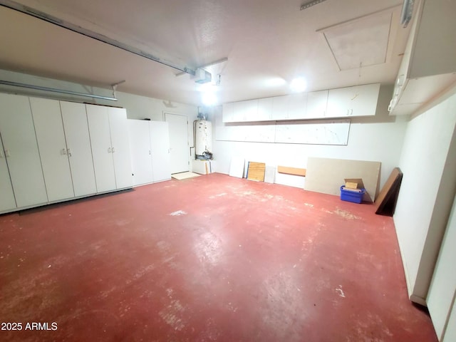 513 W Sherwood Dr, Payson, AZ 85541 - garage featuring water heater and a garage door opener