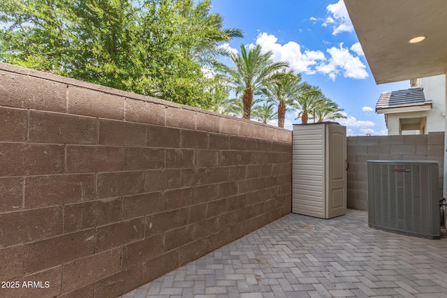 5460 S Dillon Cir, Mesa, AZ 85212 - view of patio featuring central AC