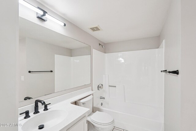 2815 N 52nd St Unit 3, Phoenix, AZ 85008 - bathroom featuring vanity, tub / shower combination, and tile patterned floors