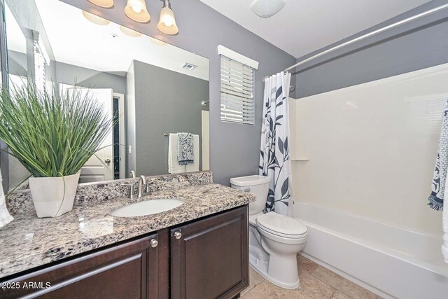6611 S San Jacinto St, Gilbert, AZ 85298 - full bath featuring vanity, shower / bathtub combination with curtain, and toilet