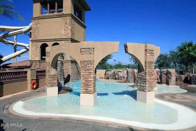 6611 S San Jacinto St, Gilbert, AZ 85298 - view of community pool