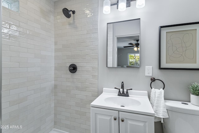 1359 E Nielson Ave, Mesa, AZ 85204 - bathroom featuring a tile shower, vanity, and ceiling fan