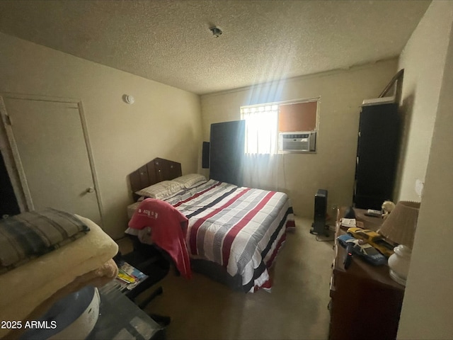 bedroom with carpet flooring, a textured ceiling, and cooling unit